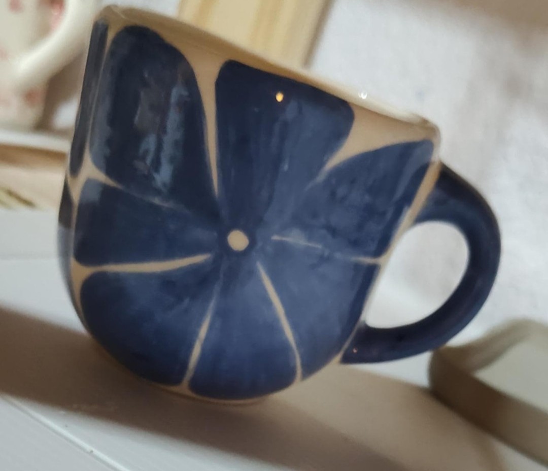 Taza con flores